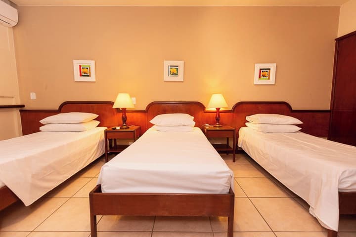 Rede Andrade Hotel Canadá