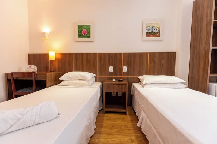 Rede Andrade Hotel Canadá