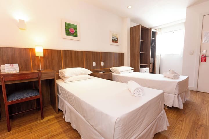 Rede Andrade Hotel Canadá