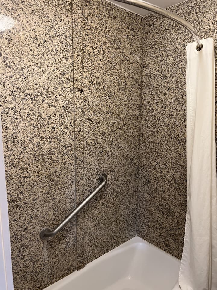Travelodge by Wyndham Brea