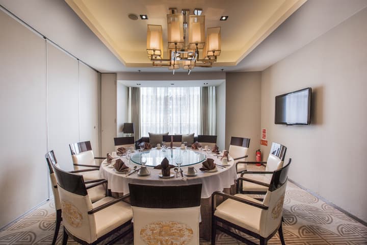 Holiday Inn Beijing Focus Square by IHG