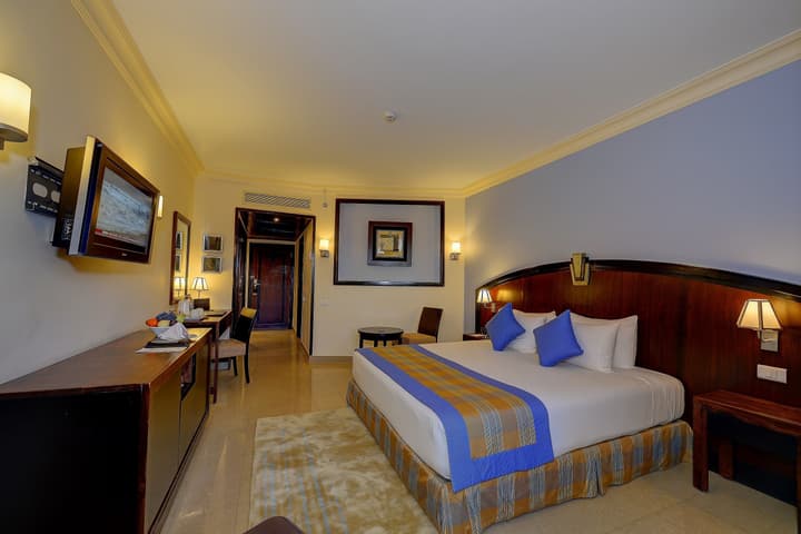 Stella Di Mare Beach Hotel & Spa
