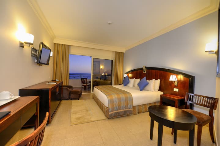 Stella Di Mare Beach Hotel & Spa