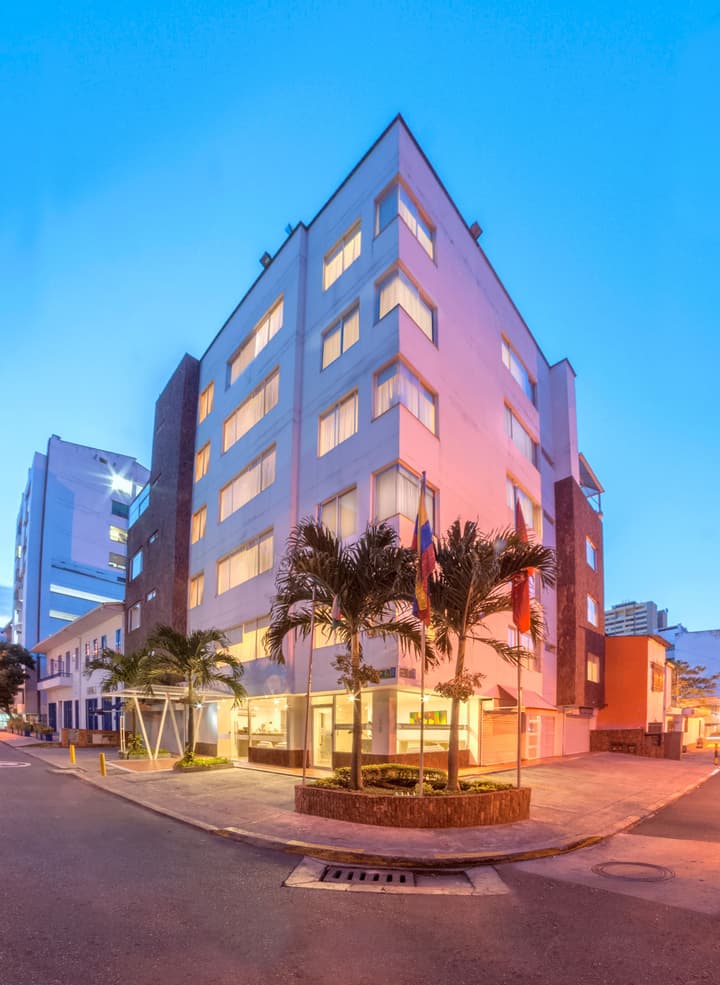 Basic Hotel Centenario by Hoteles MS