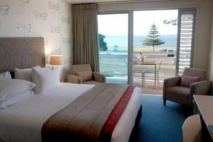 The Crown Hotel Napier
