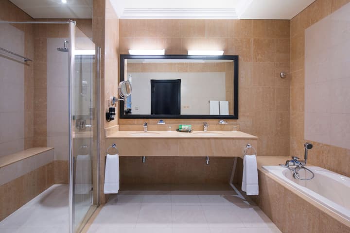 Al Hamra Village Hotel