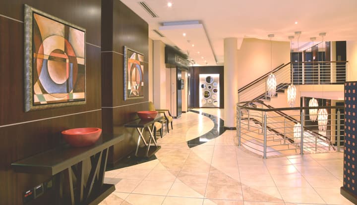 Premier Hotel OR Tambo