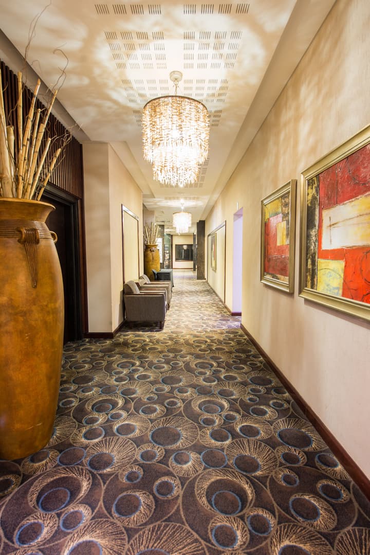 Premier Hotel OR Tambo