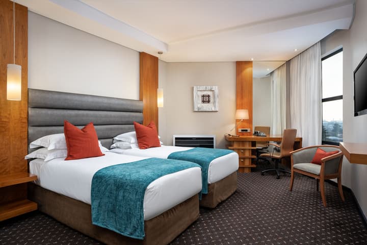 Premier Hotel OR Tambo