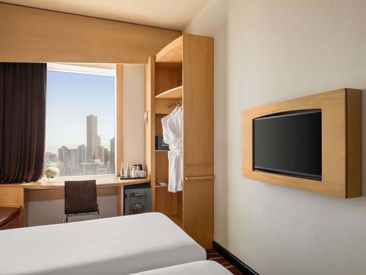 ibis Sharq Kuwait