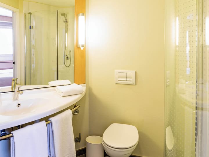 ibis Oviedo