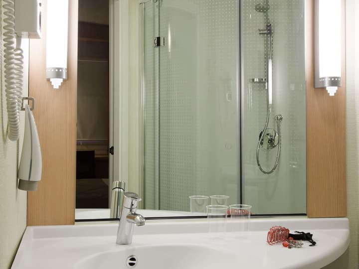 ibis Oviedo