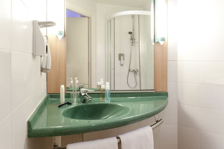 ibis Oviedo