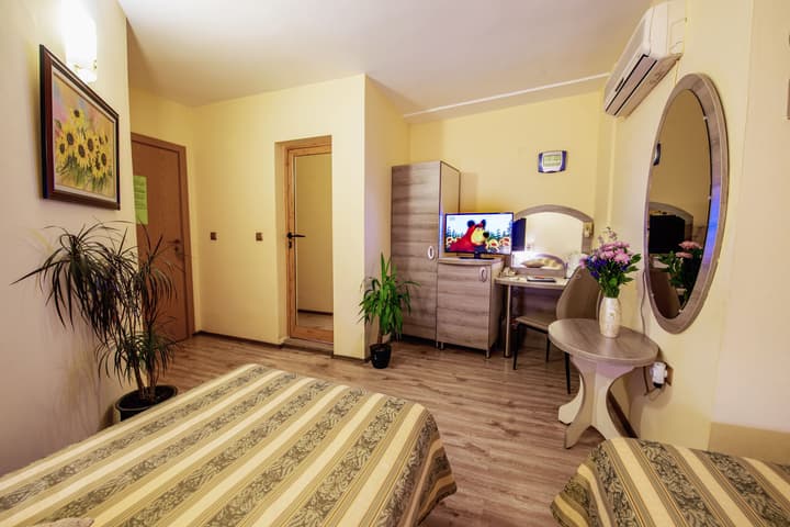 Hotel Color