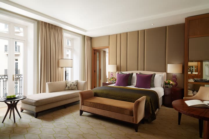 Corinthia London