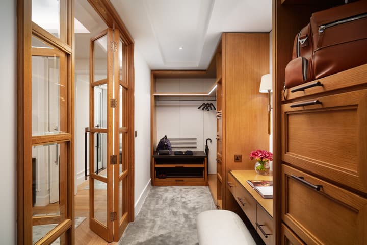 Corinthia London