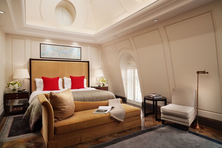 Corinthia London