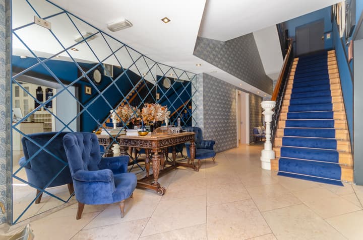 Lx Boutique Hotel