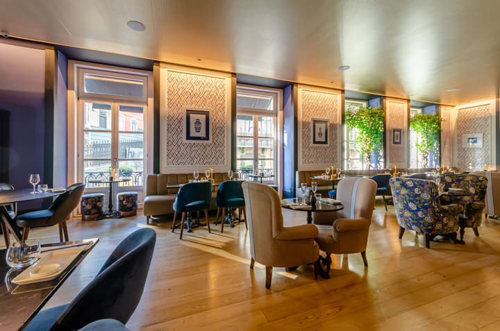 Lx Boutique Hotel