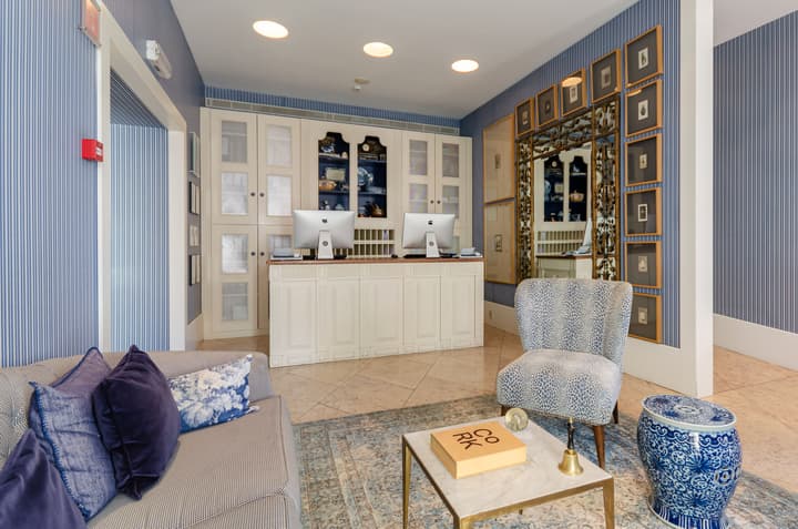 Lx Boutique Hotel