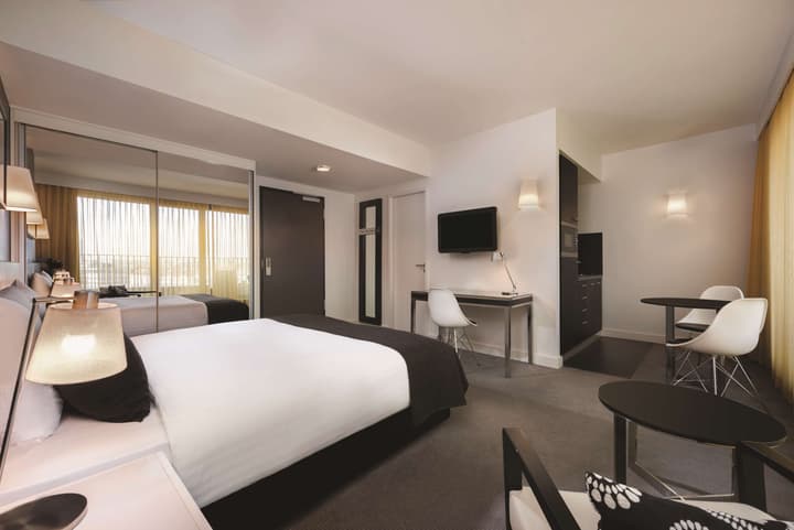 Adina Apartment Hotel Berlin Hackescher Markt