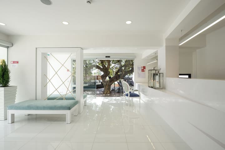 3HB Golden Beach