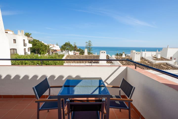 3HB Golden Beach