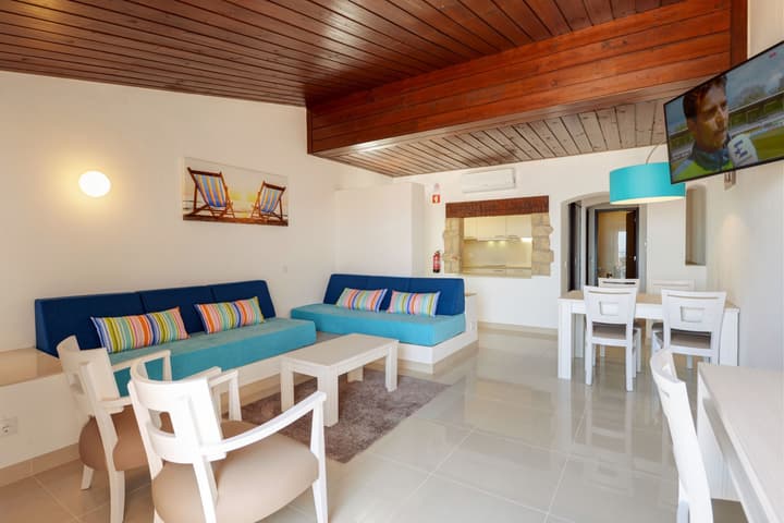 3HB Golden Beach
