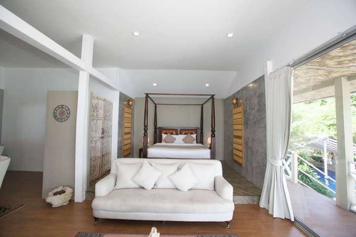 Milky Bay Resort