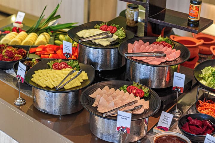 Hilton Garden Inn Bangkok Silom