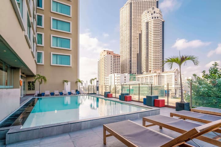 Hilton Garden Inn Bangkok Silom