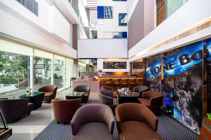 Hilton Garden Inn Bangkok Silom