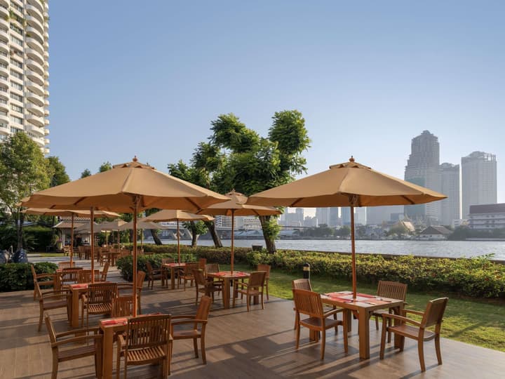ibis Bangkok Riverside