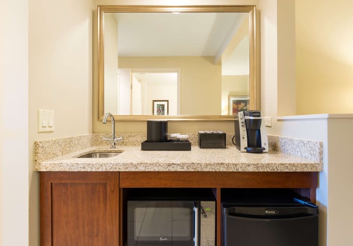 Embassy Suites by Hilton Denver Downtown Convention Center
