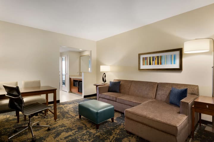 Embassy Suites by Hilton Denver Downtown Convention Center