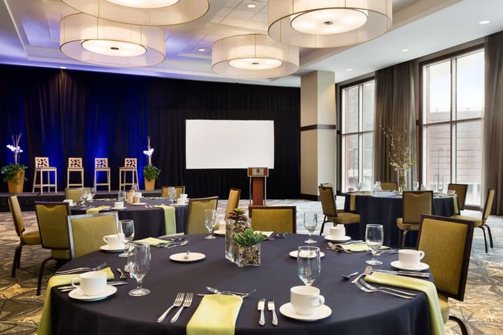 Embassy Suites by Hilton Denver Downtown Convention Center