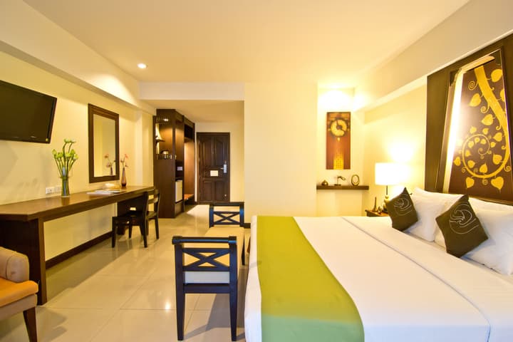 Golden Sea Pattaya Hotel