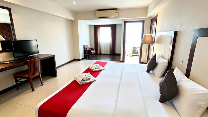 Golden Sea Pattaya Hotel