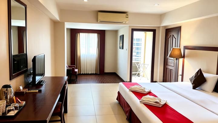 Golden Sea Pattaya Hotel