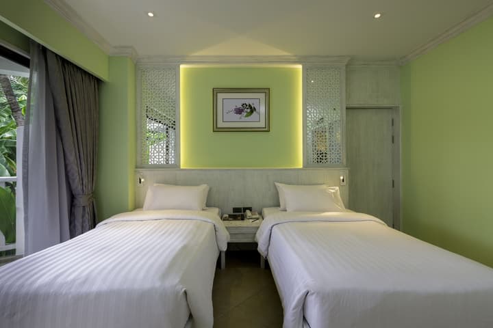 Aonang Villa Resort l Lifestyle Beachfront Resort
