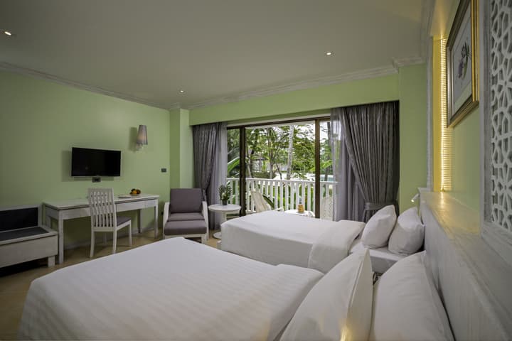 Aonang Villa Resort l Lifestyle Beachfront Resort