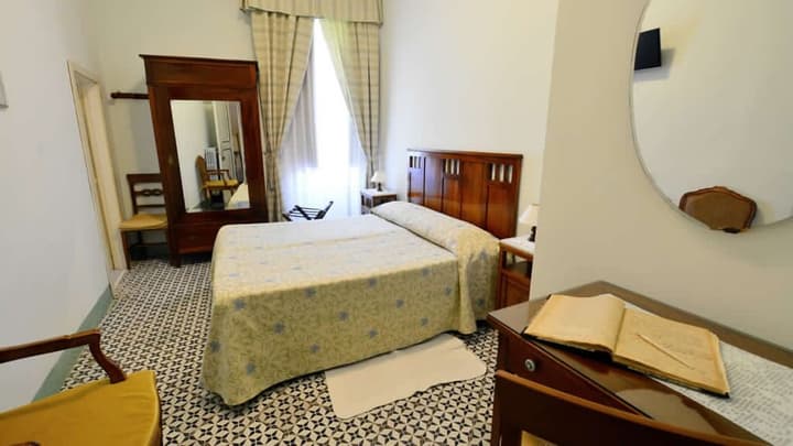 Hotel Toro