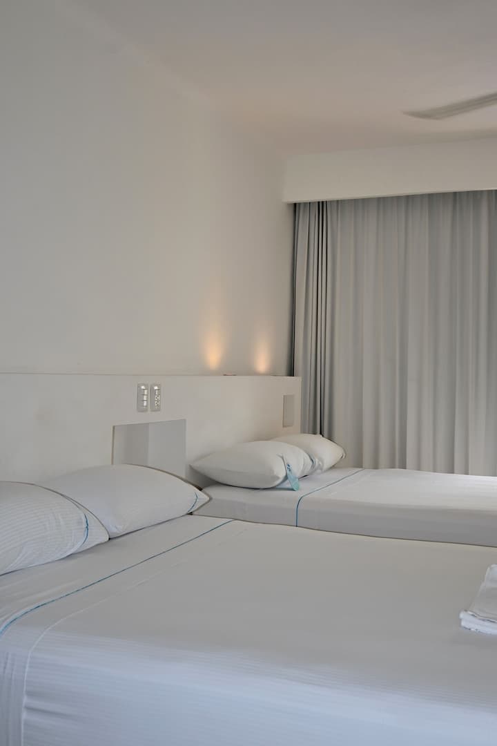 Pelicano Inn Playa del Carmen - Beachfront Hotel