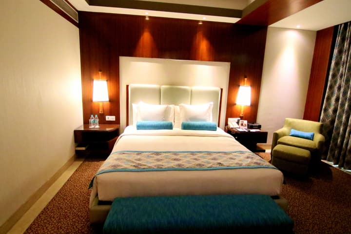Crowne Plaza Hotel New Delhi Okhla by IHG