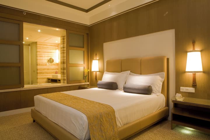 Crowne Plaza Hotel New Delhi Okhla by IHG