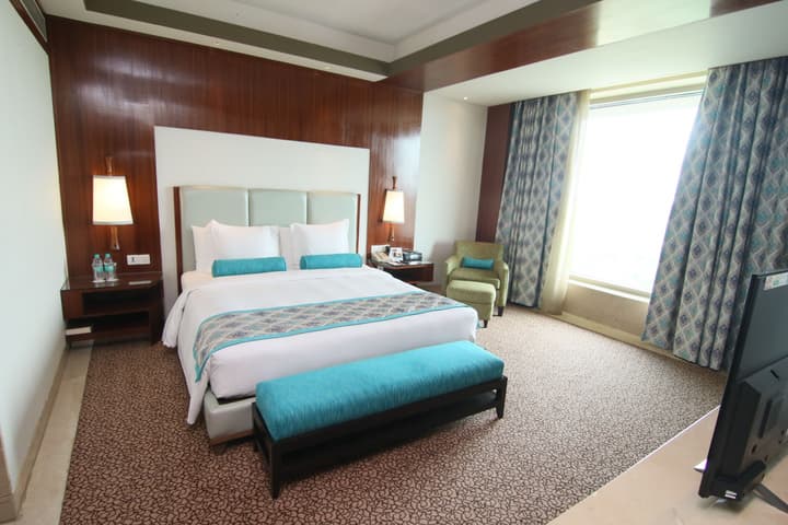 Crowne Plaza Hotel New Delhi Okhla by IHG