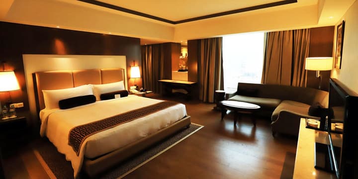 Crowne Plaza Hotel New Delhi Okhla by IHG