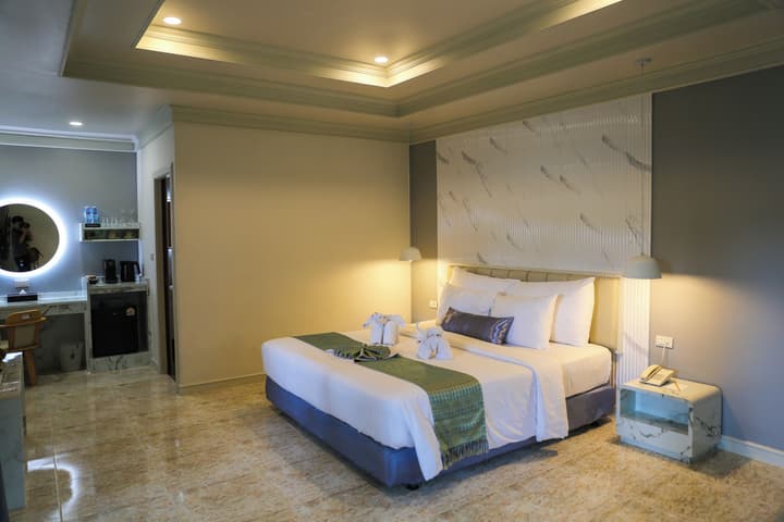 Sand Sea Resort