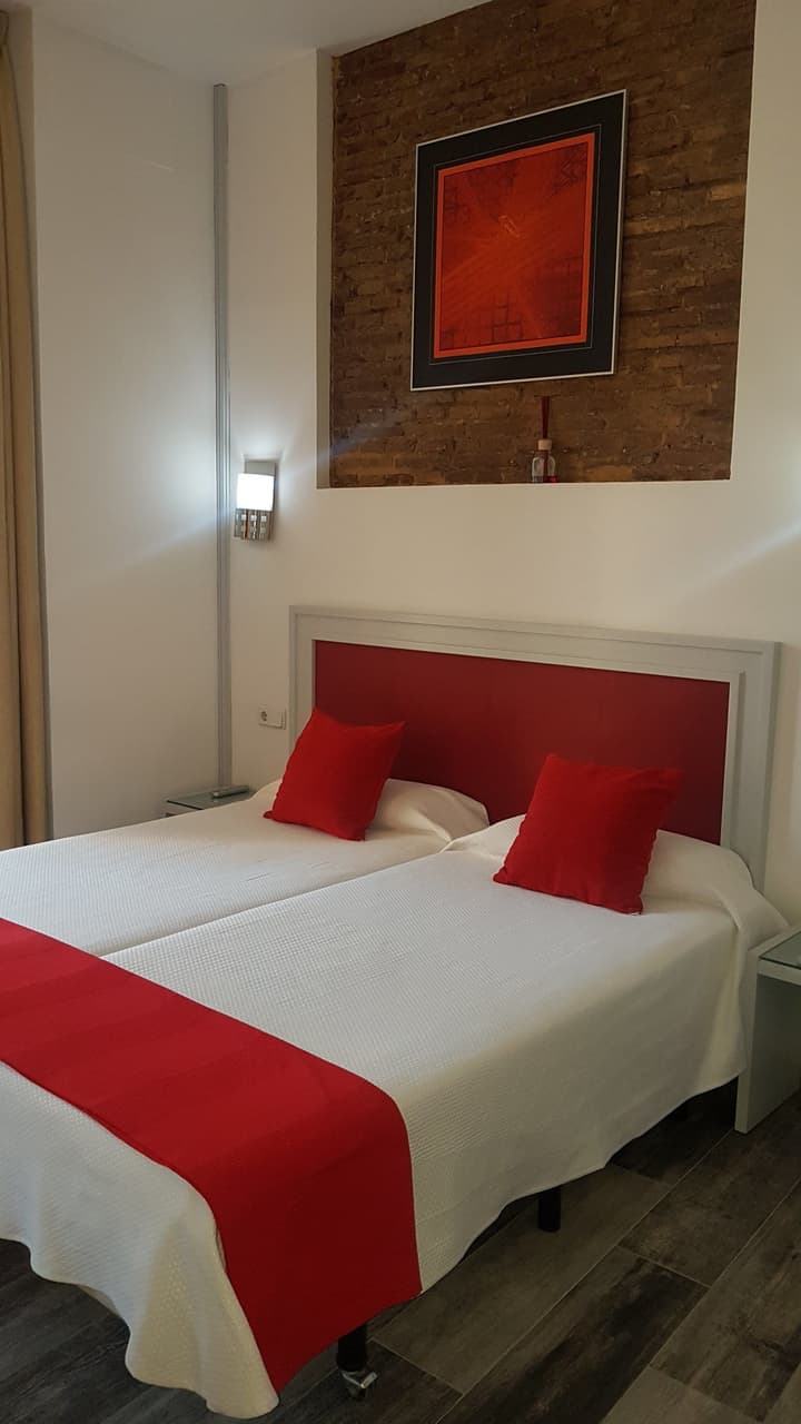 Hotel y Apartamentos Doña Lola