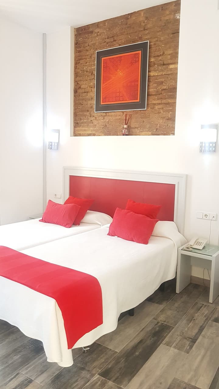 Hotel y Apartamentos Doña Lola